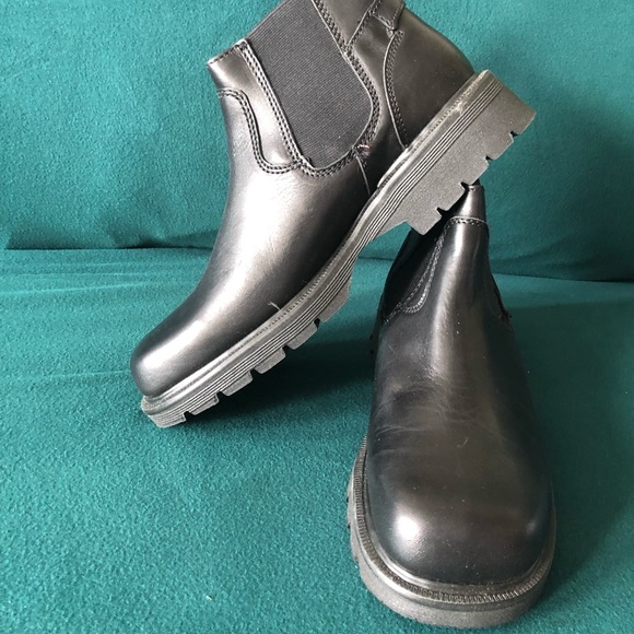 !!SOLD!! NBW VINTAGE MADE IN ENGLAND DOCS - Picture 2 of 5